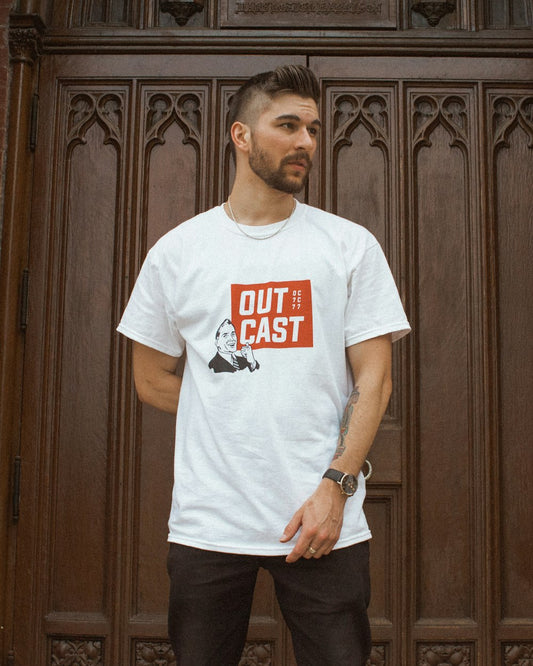Minimalistisches V-Ausschnitt Shirt